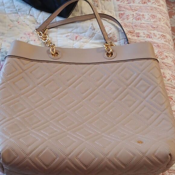 Tory Burch - Picture 1 of 6